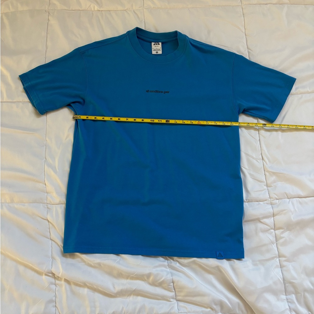 Nike Men's Blue Short Sleeve Tee acg all conditions gear